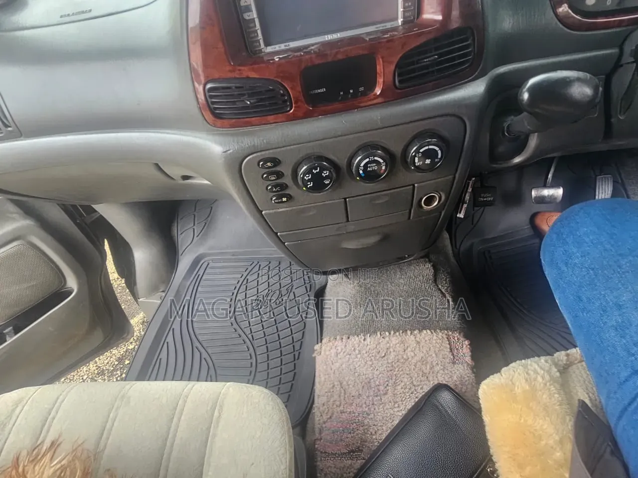 Toyota Noah 2001 Black