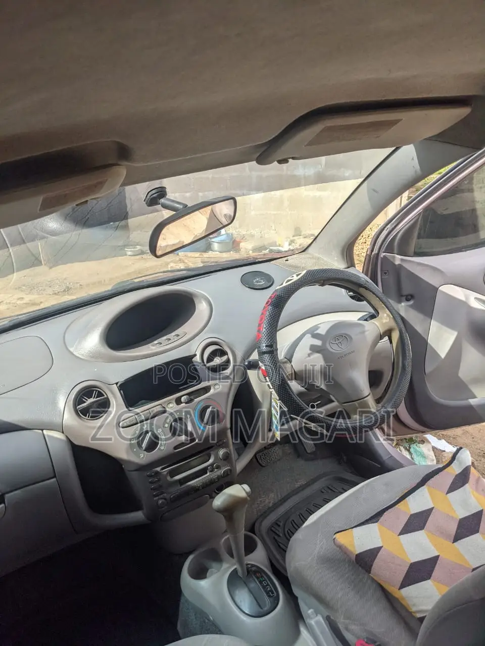 Toyota Previa 2005 Beige