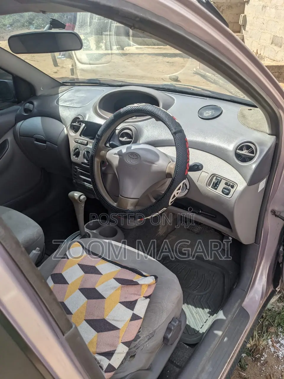 Toyota Previa 2005 Beige