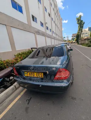 Mercedes-Benz C250 2003 Gray