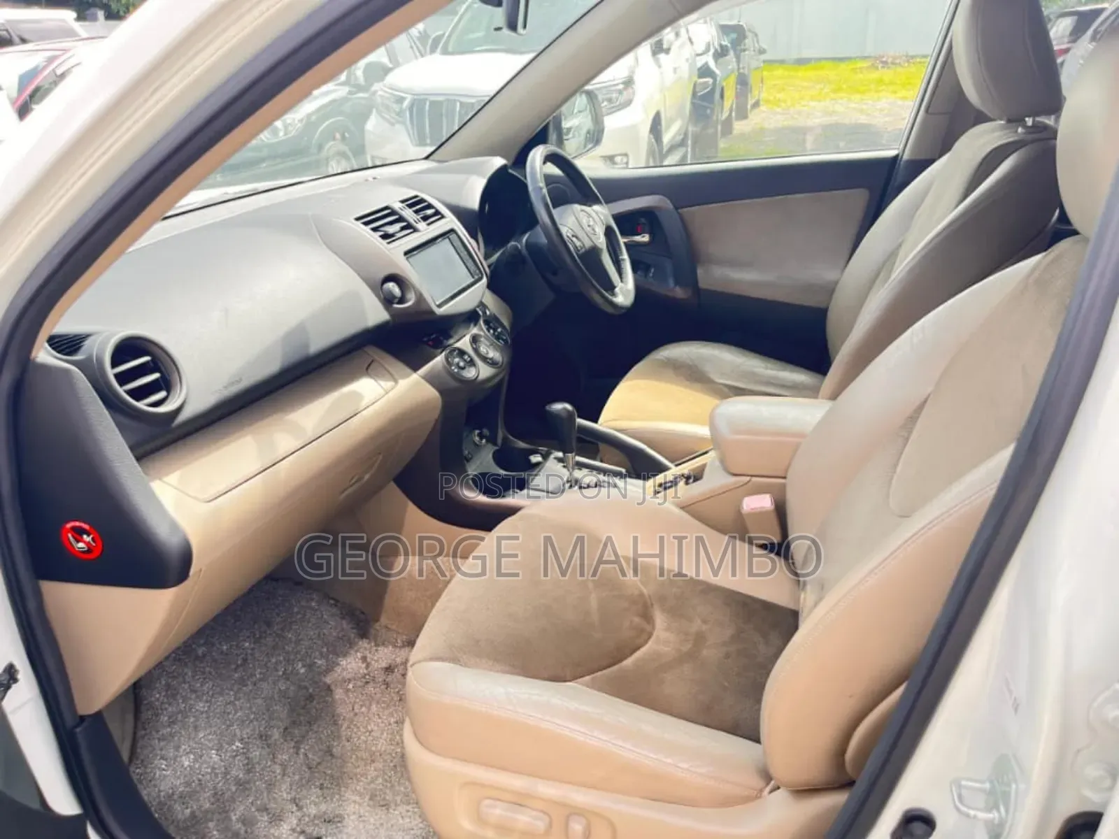 Toyota Vanguard 2009 White