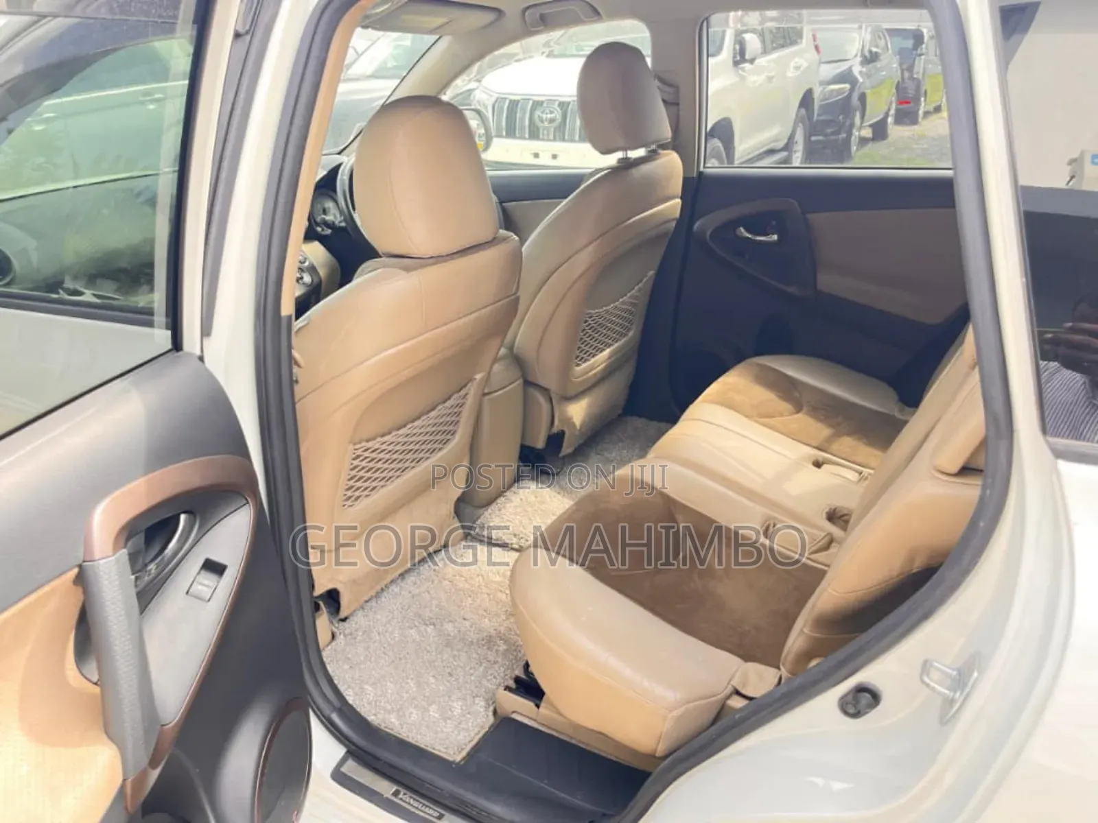Toyota Vanguard 2009 White
