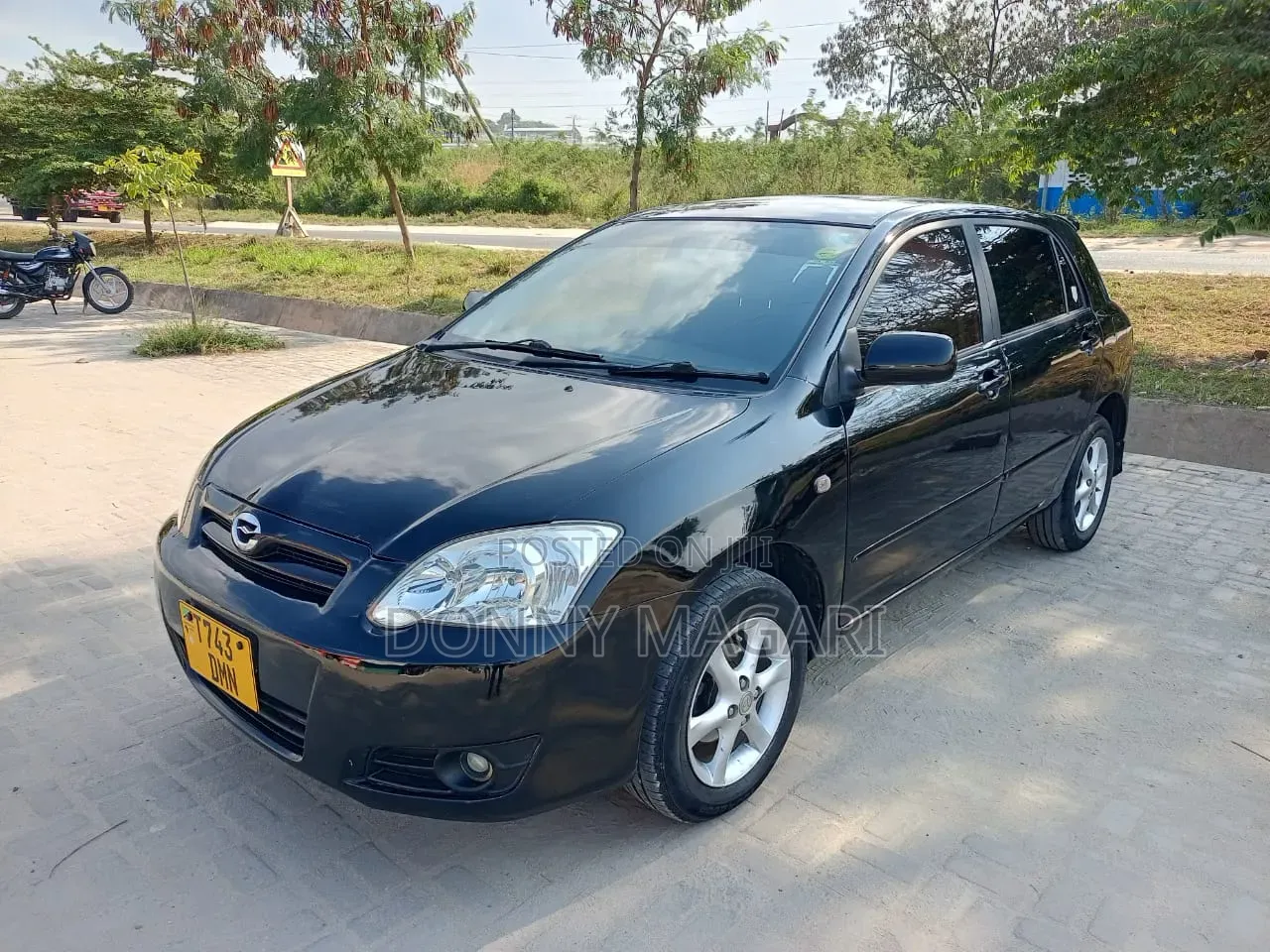 Toyota Corolla RunX 2005 Black