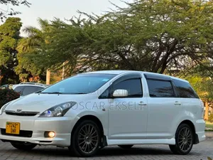Toyota Wish 2005 White