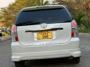Toyota Wish 2005 White
