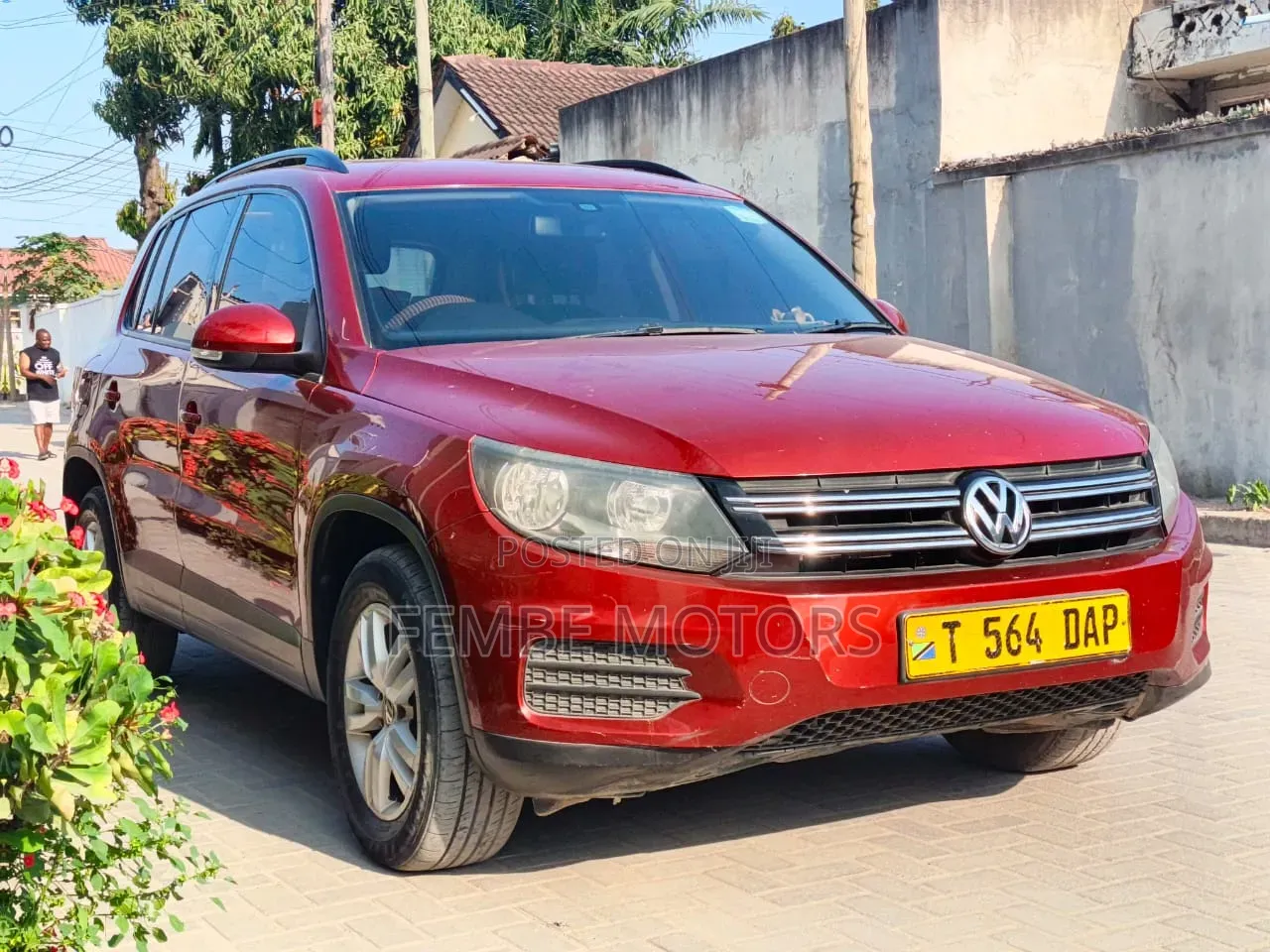Volkswagen Tiguan 2016 Burgundy