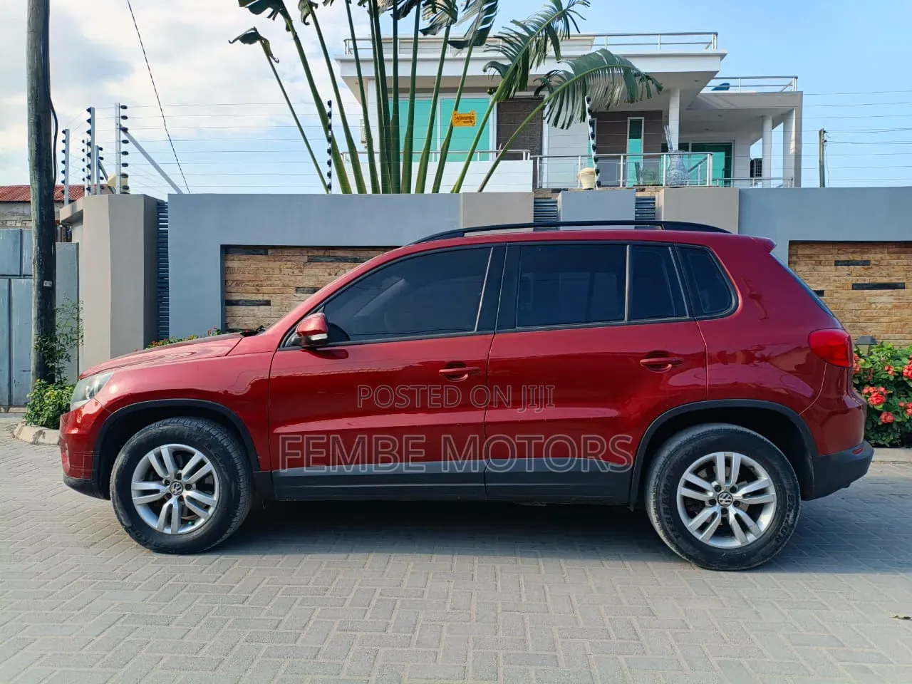 Volkswagen Tiguan 2016 Burgundy