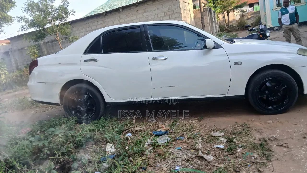 Toyota Verossa 2004 White
