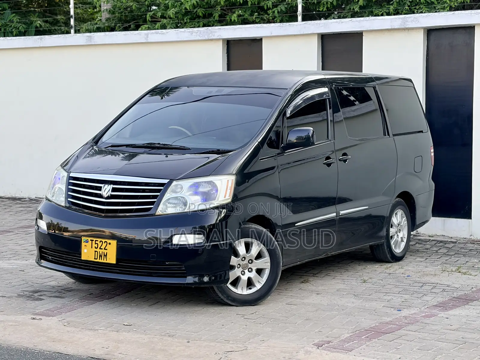 Toyota Alphard 2.4 Petrol AWD 2006 Black