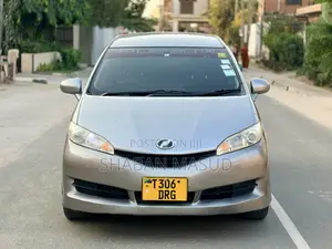 Toyota Wish 2010 Beige