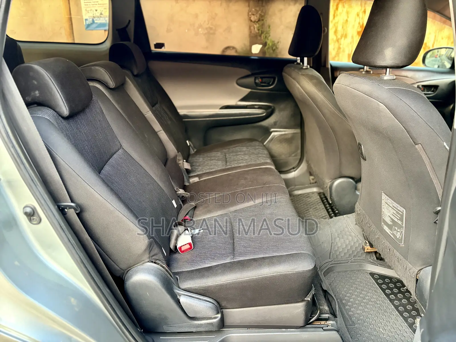 Toyota Wish 2010 Beige