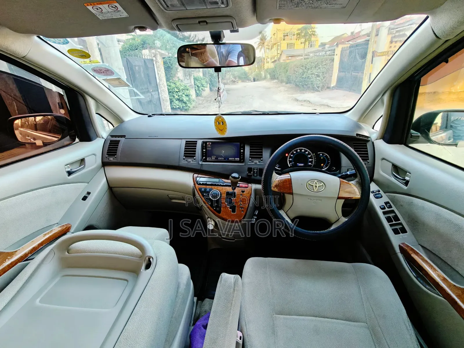 Toyota ISIS 2007 Silver