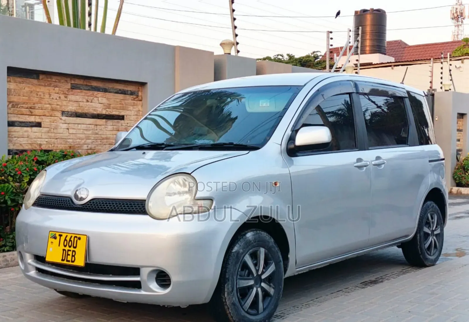 Toyota Sienta 2005 Silver