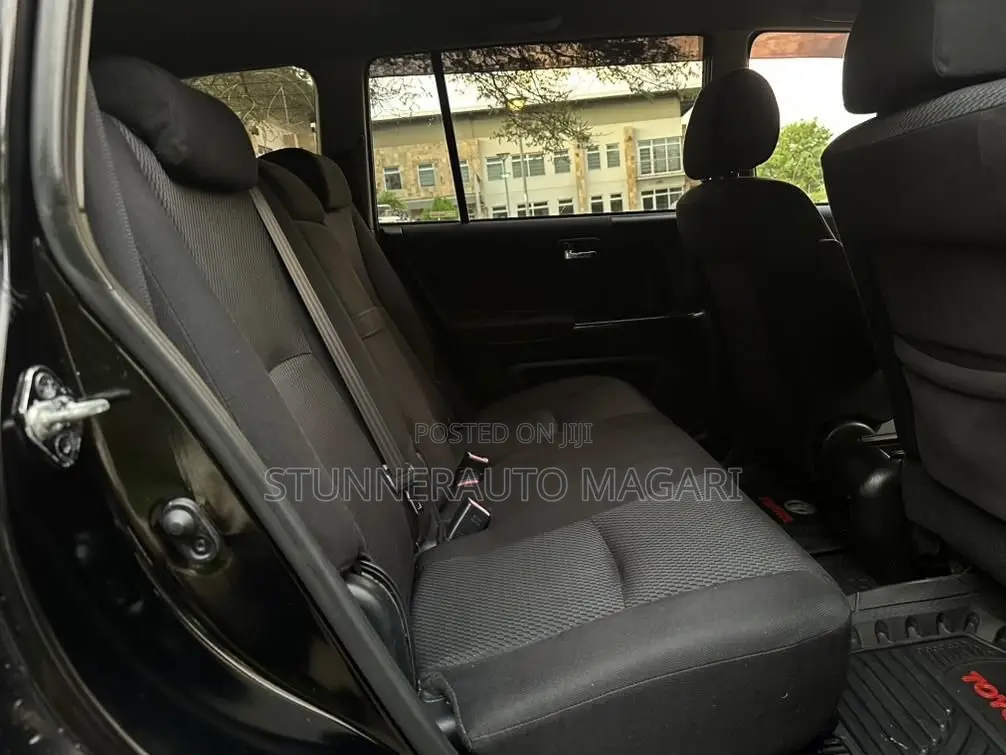 Toyota Kluger 2006 Black