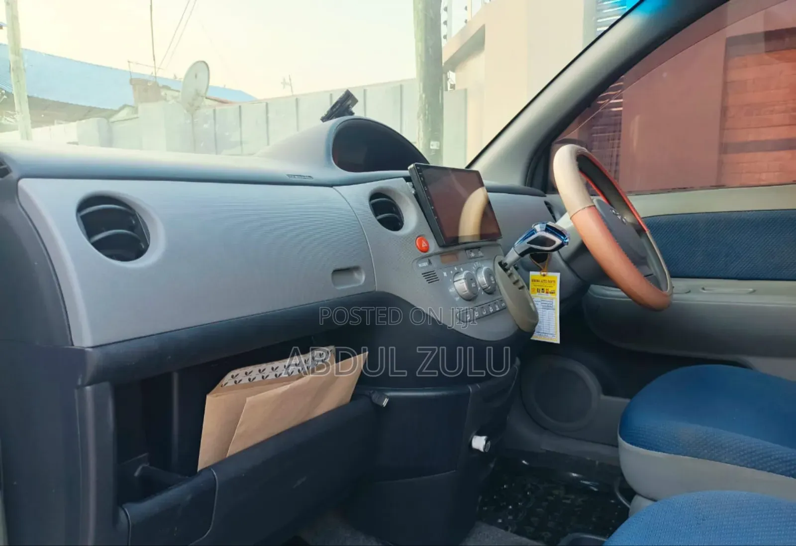 Toyota Sienta 2005 Silver