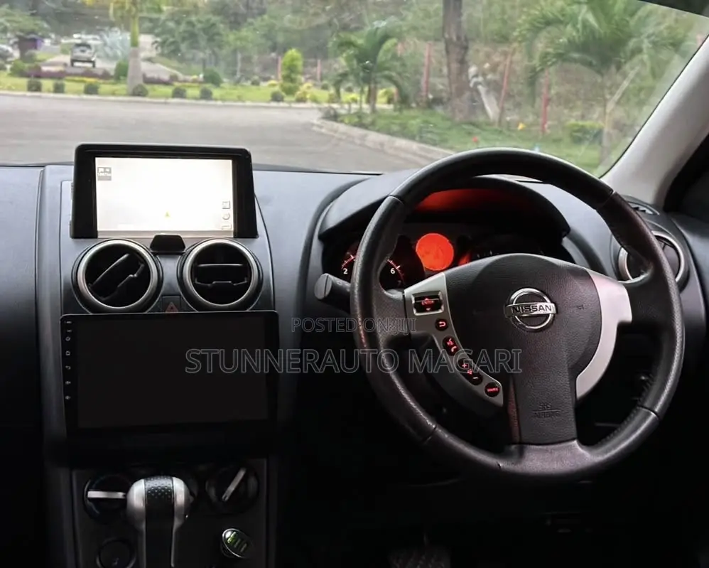 Nissan Dualis 2010 Silver