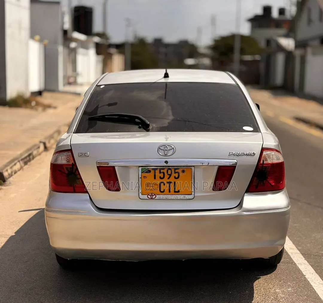 Toyota Premio 2003 Silver