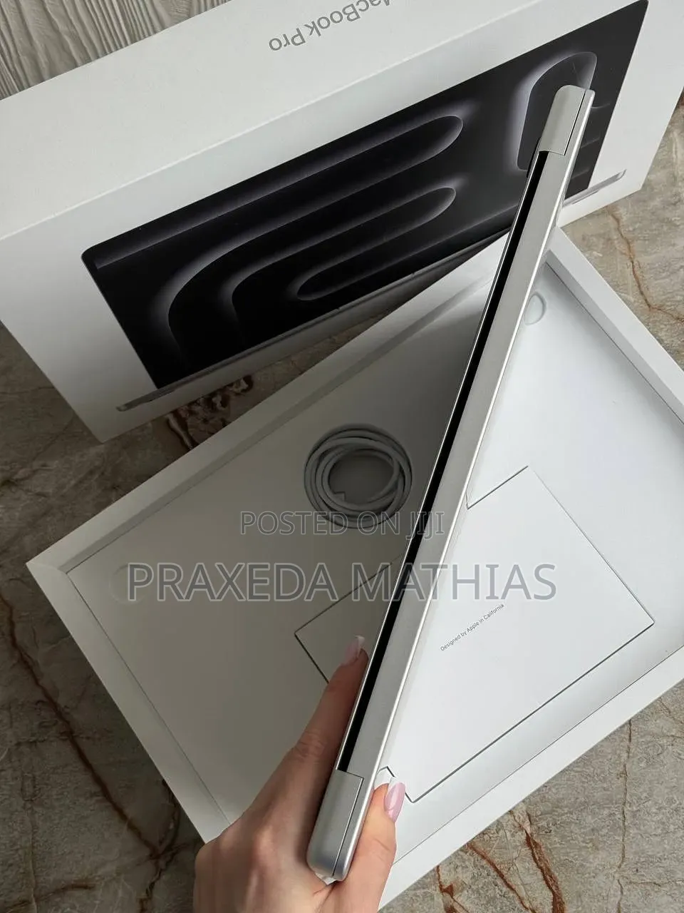 New Laptop Apple MacBook Pro 2026 M5 Max 48GB Apple M5 Max SSD 2T
