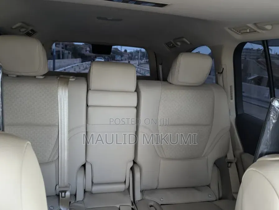 Toyota Land Cruiser 2024 Black