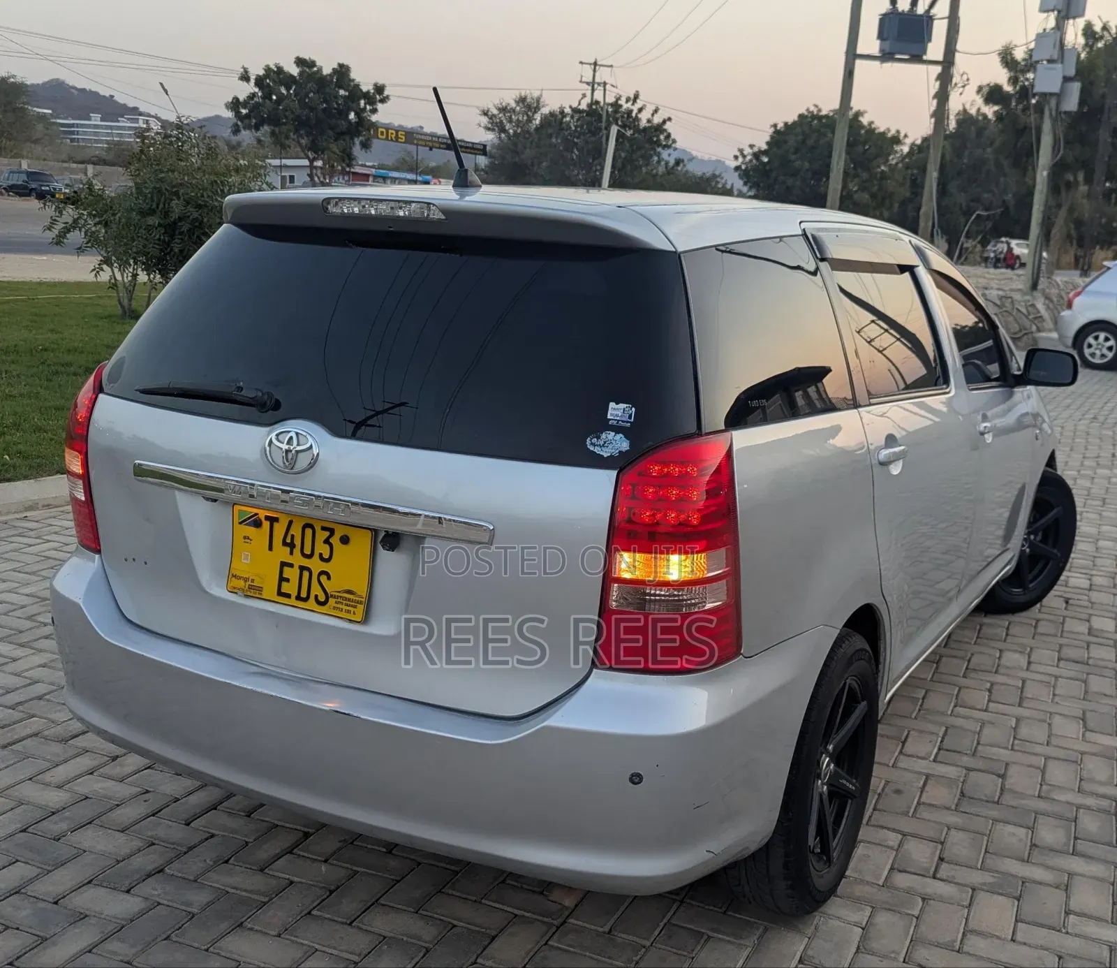 Toyota Wish 2007 Silver