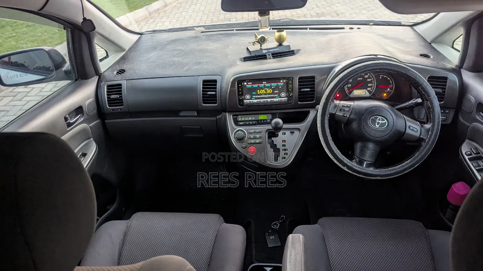 Toyota Wish 2007 Silver
