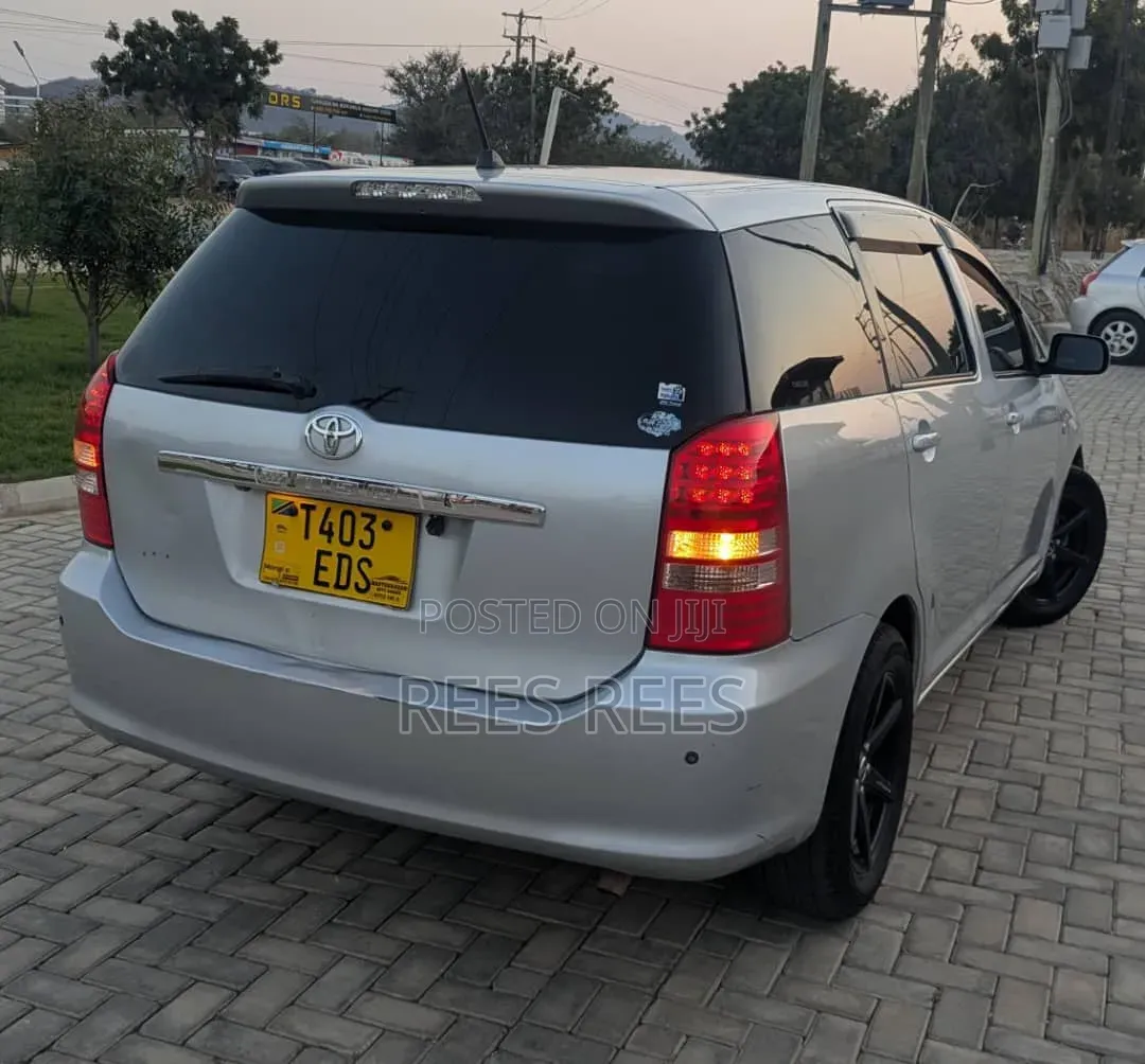 Toyota Wish 2007 Silver