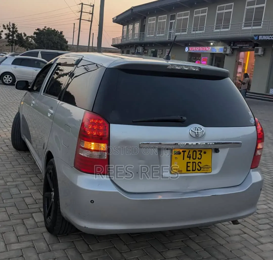Toyota Wish 2007 Silver