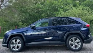 Toyota RAV4 Hybrid 2020 Black