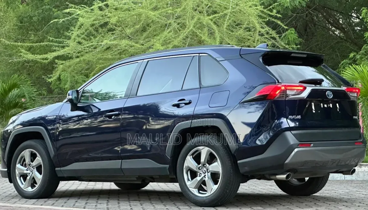 Toyota RAV4 Hybrid 2020 Black