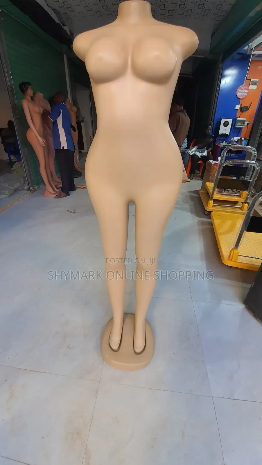 Mdoli Wa Kike Full Usio Na Kichwa Normal (Mannequin)