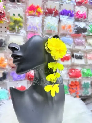 Floral Earings That Will Make You Look Perfect Throughout the Day