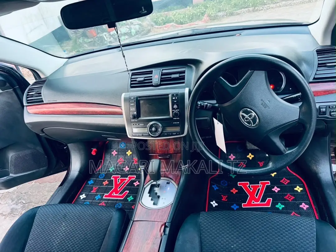 Toyota Premio 1.5 FWD 2008 Maroon