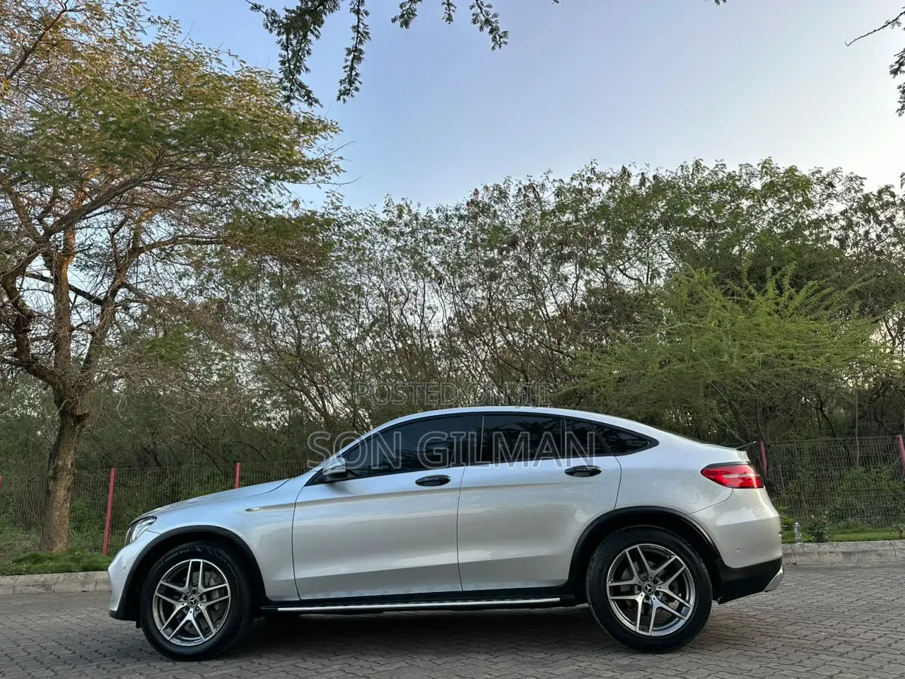 Mercedes-Benz GLC-Class 2017 Silver