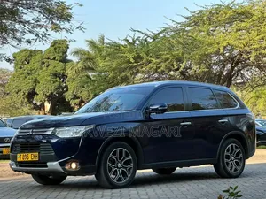 Mitsubishi Outlander 2015 Blue