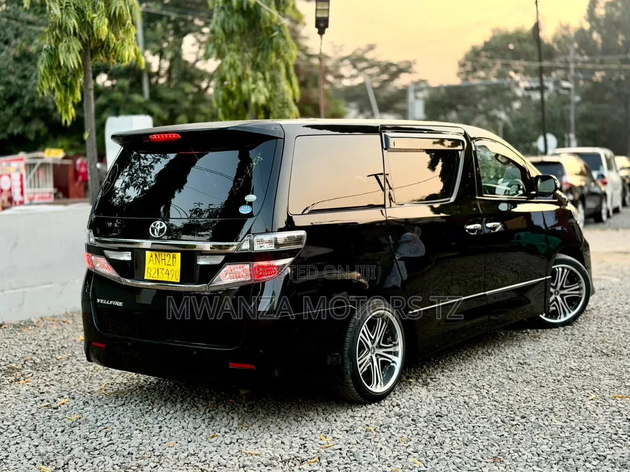 Toyota Vellfire 2009 Black