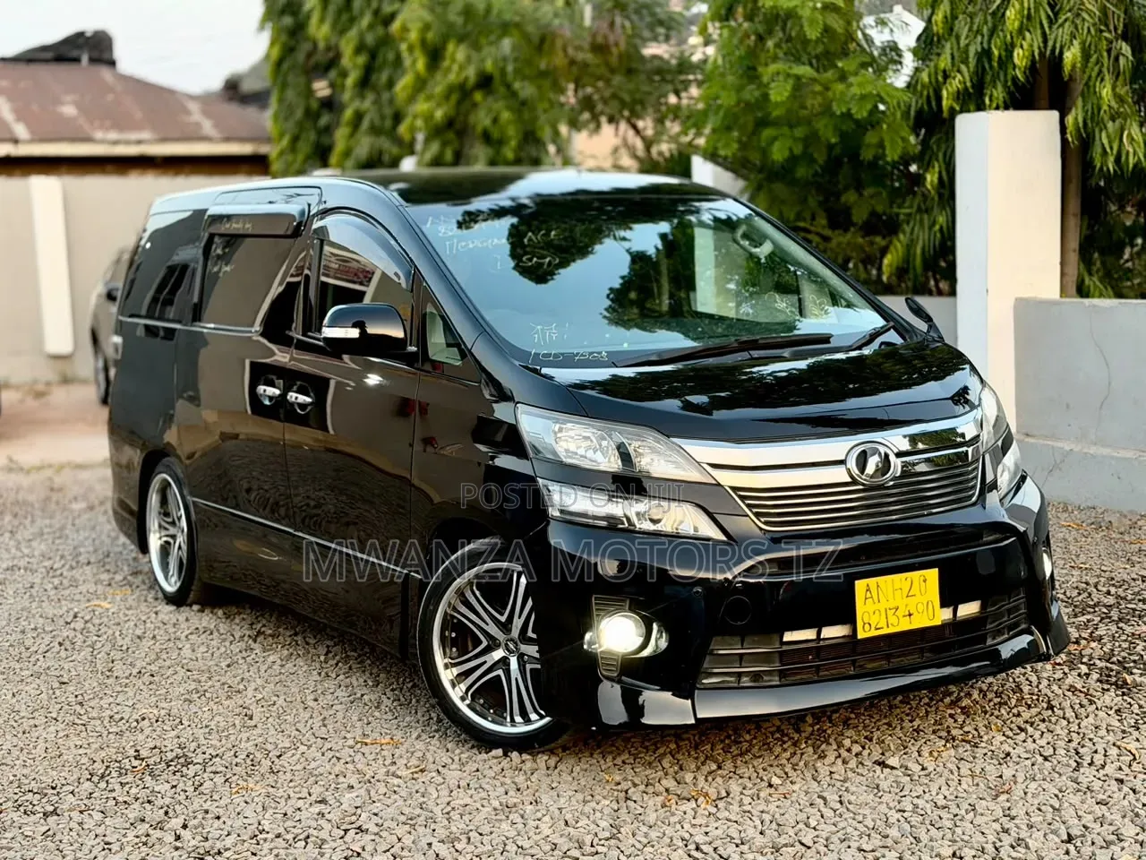 Toyota Vellfire 2009 Black