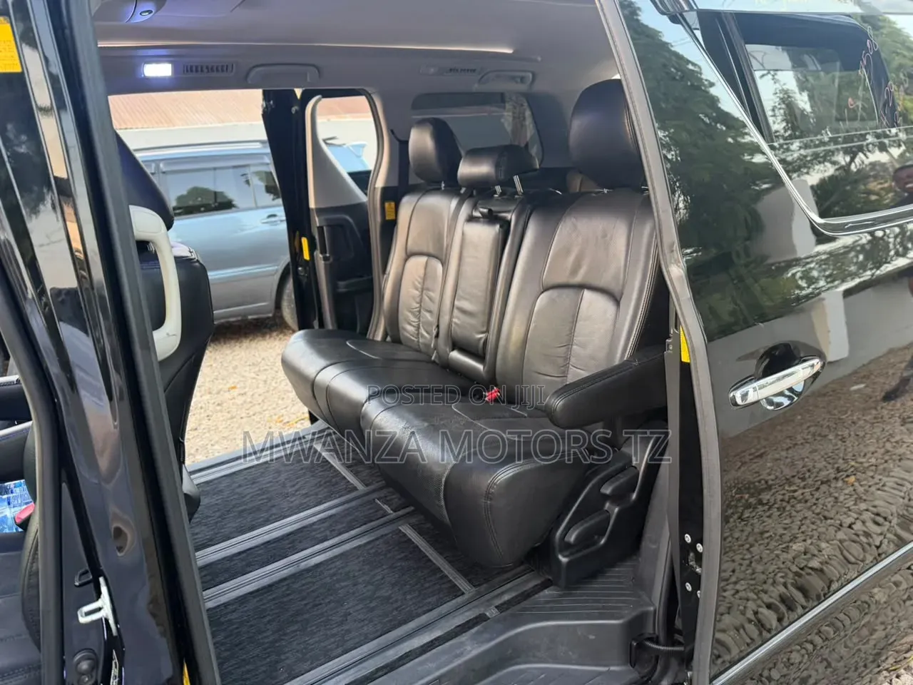 Toyota Vellfire 2009 Black