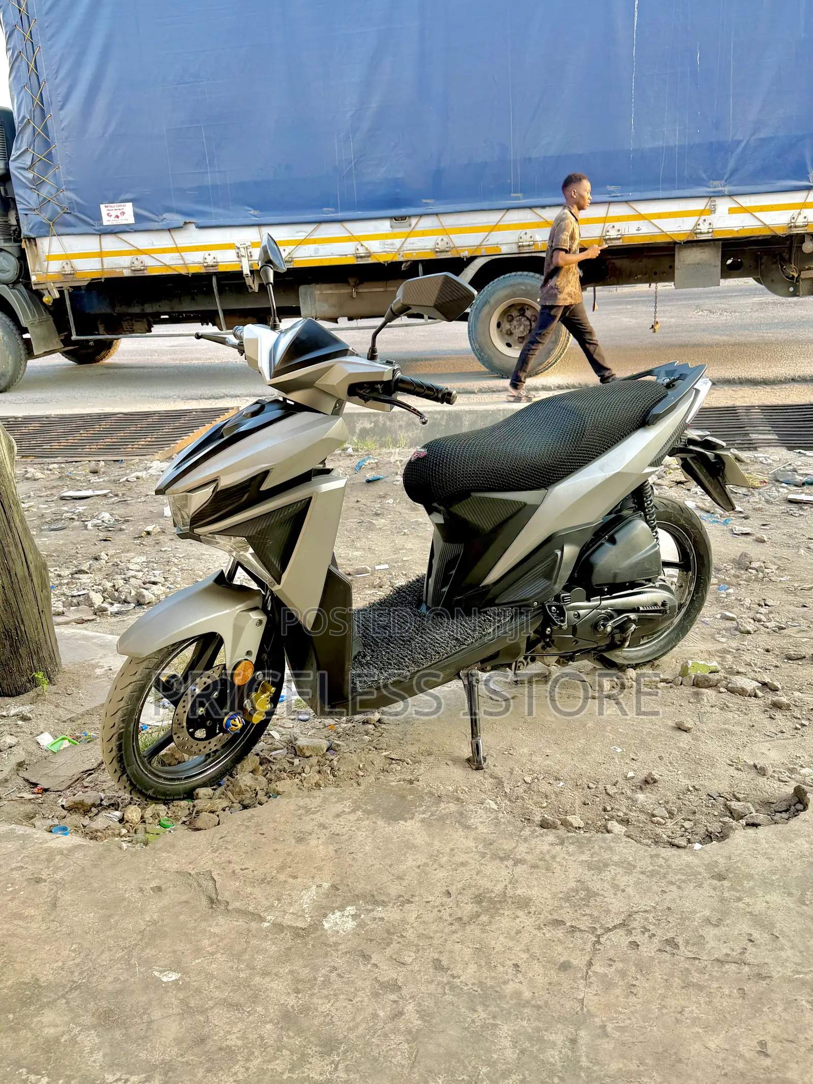 Motorcycle 2024 Gray