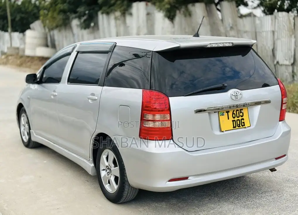 Toyota Wish 2006 Burgundy