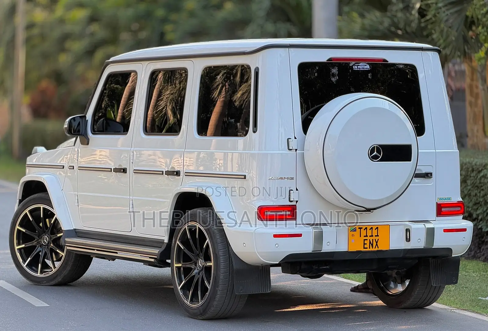 Mercedes-Benz G-Class 2021 White