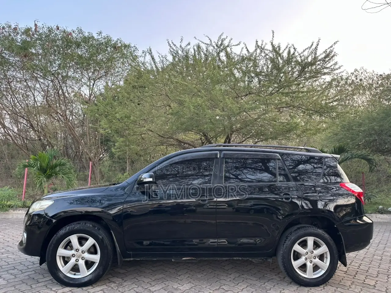 Toyota Vanguard 2009 Black