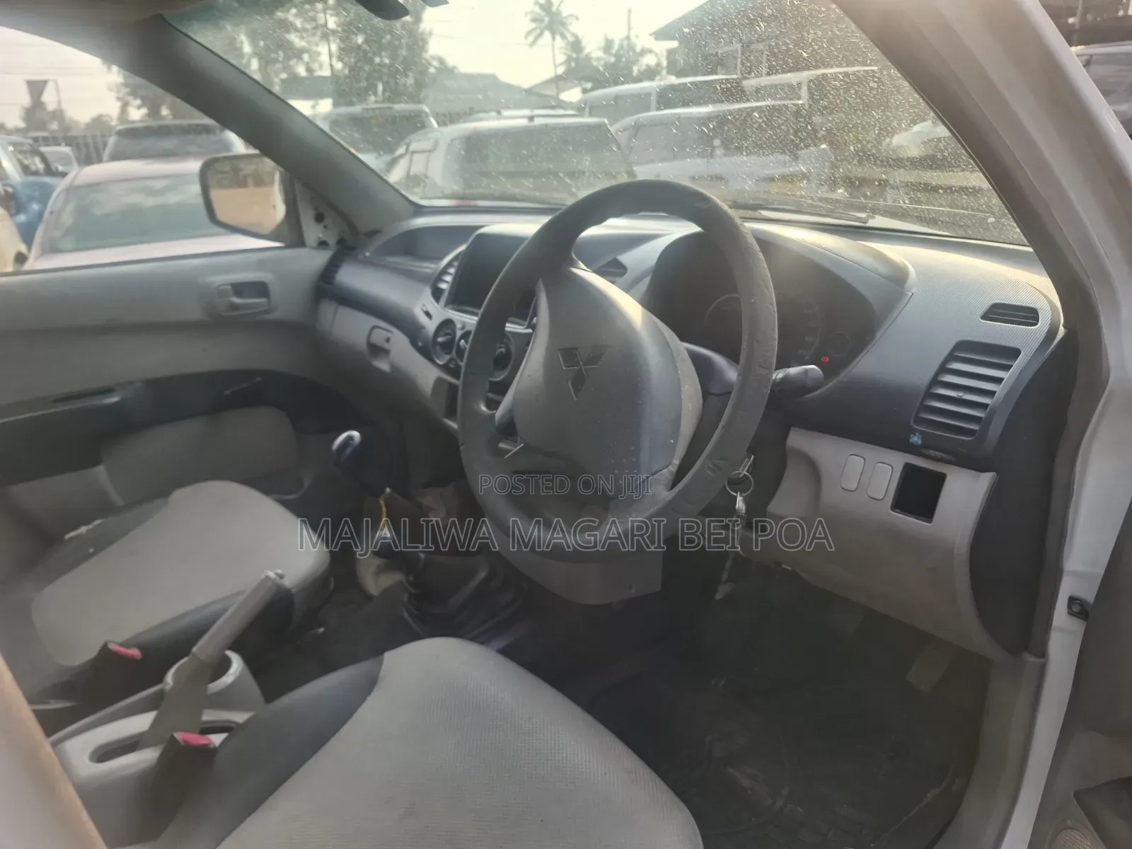 Mitsubishi Pajero 2004 White