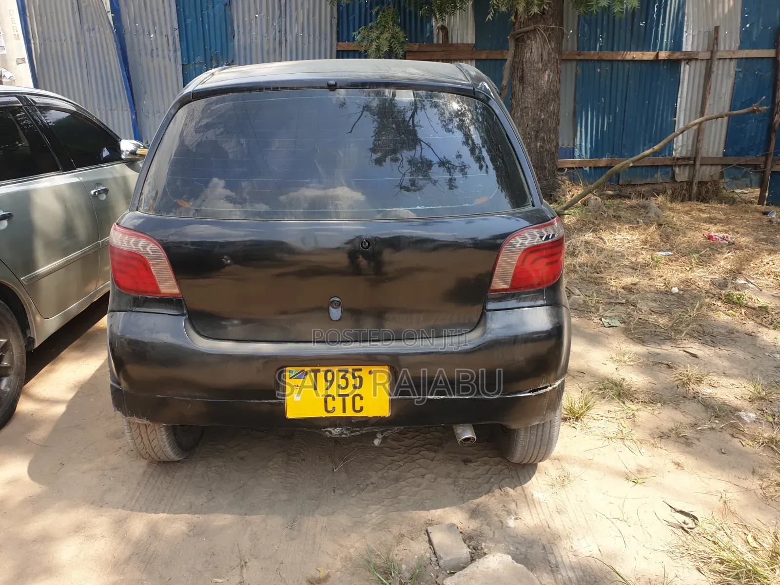 Toyota Vitz 2005 Black