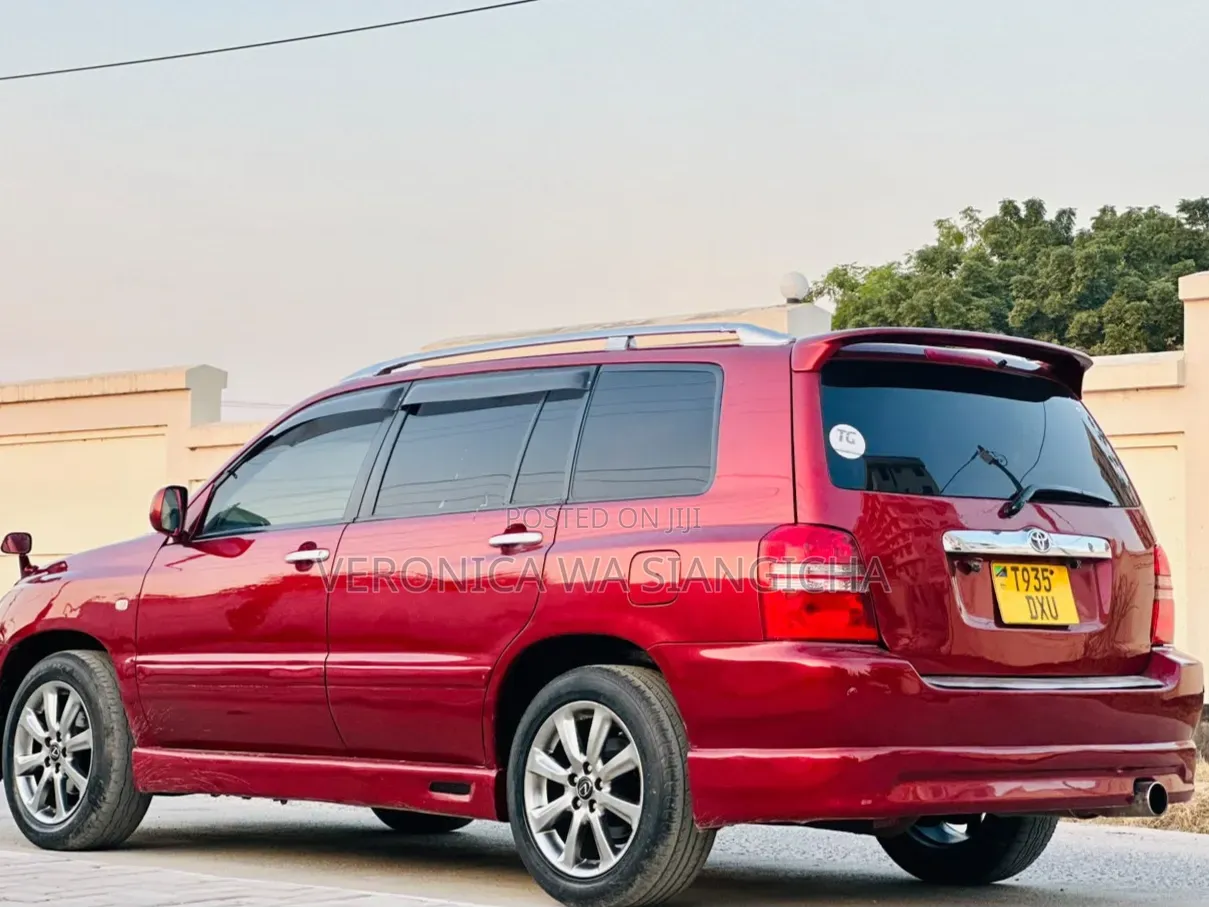 Toyota Kluger 2005 Red