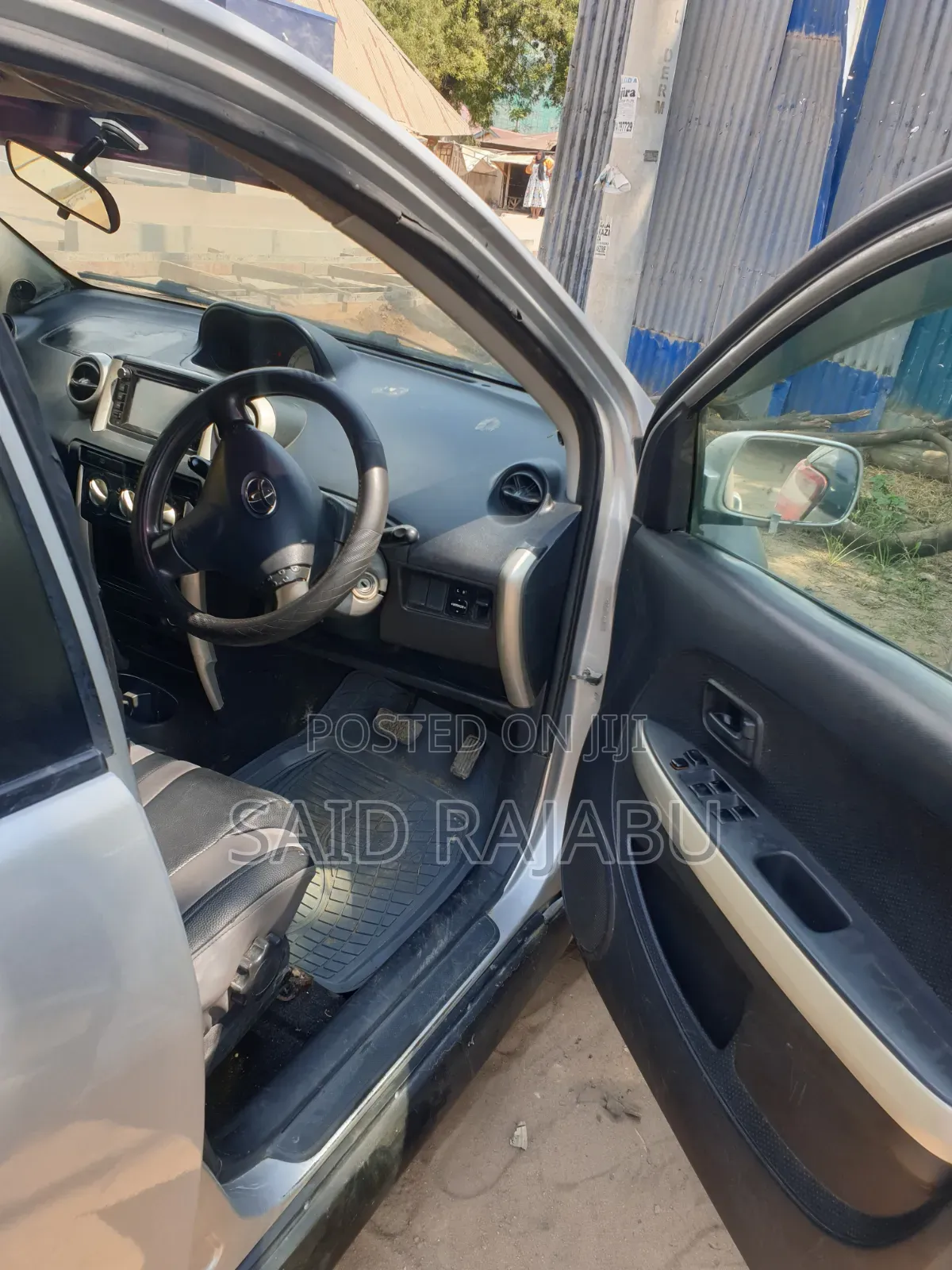 Toyota IST 2005 Silver