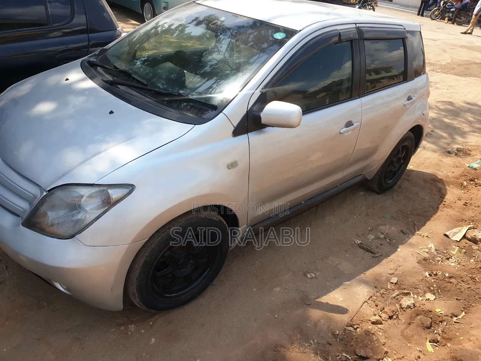 Toyota IST 2005 Silver