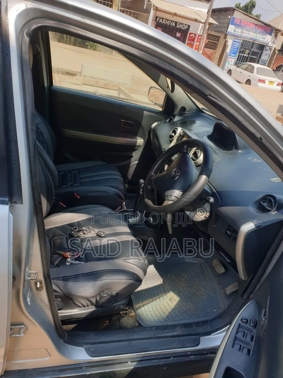Toyota IST 2005 Silver