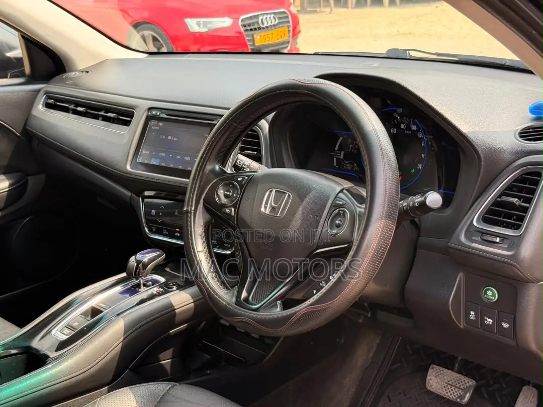 Honda Vezel 2015 Black