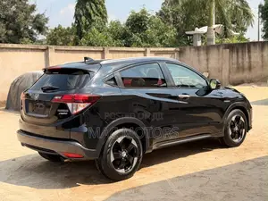 Honda Vezel 2015 Black