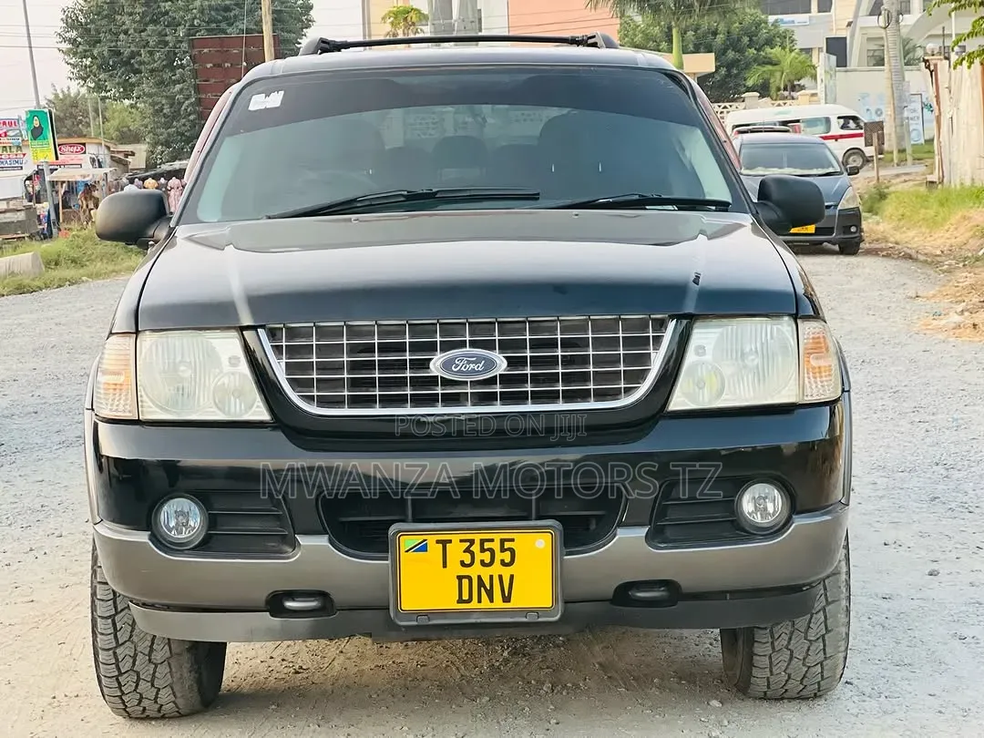 Ford Explorer 2005 Black
